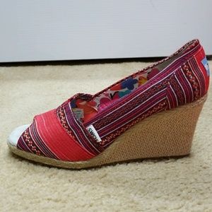 Toms Wedges